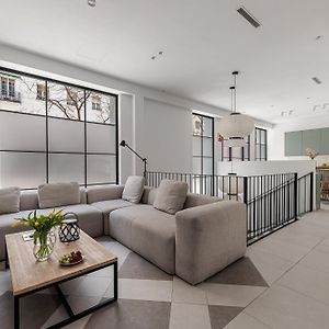 Waou Urban Home Chamberi