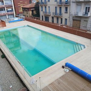 Appartement à 2 Chambres à Coucher