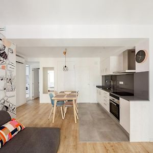 Appartement à 2 Chambres à Coucher