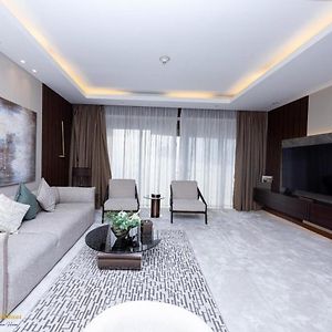 Appartement à 2 Chambres à Coucher
