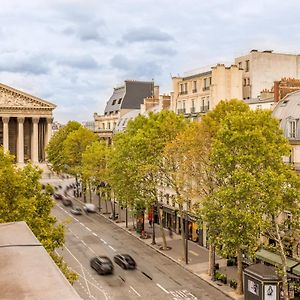 Luxury 2 Bedroom Duplex - Beautiful Monument View