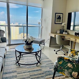 Sun&Sea Iconbrickell Unit