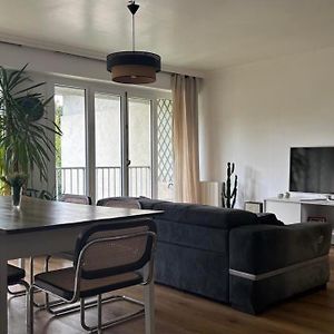 Appartement à 2 Chambres à Coucher