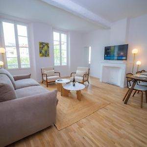 Appartement à 2 Chambres à Coucher