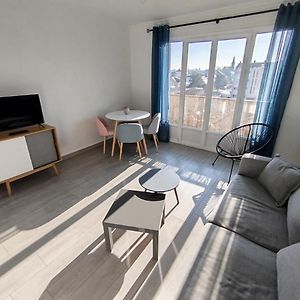 Appartement à 2 Chambres à Coucher