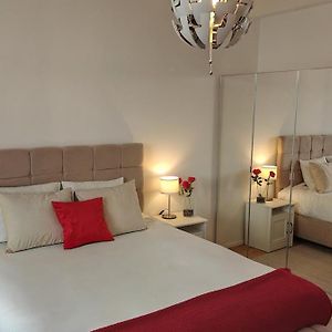 Appartement de Luxe à 2 Chambres à Coucher