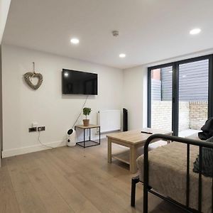 Appartement à 2 Chambres à Coucher