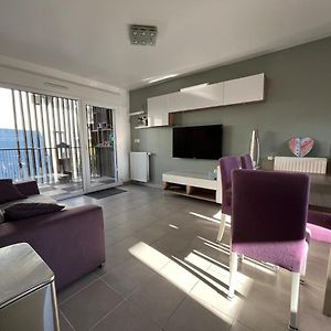 Appartement Supérieur à 2 Chambres à Coucher