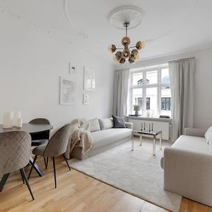 Appartement à 2 Chambres à Coucher