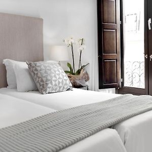 Suites Campo Del Principe