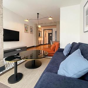 Appartement à 2 Chambres à Coucher