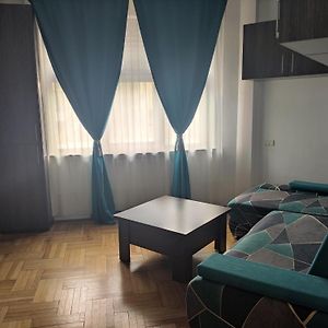 Christie's central apartment