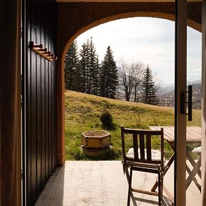 Appartement de montagne au calme rez de jardin sur les hauteurs de Briançon