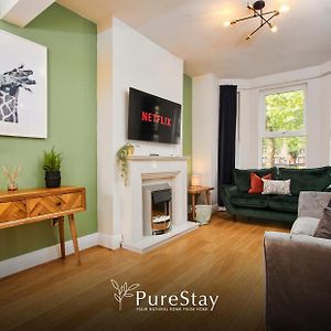 Big Contractor House With 6 Beds & Free Parking By Purestay - 7 Night Min!