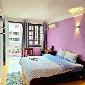 Rainbow Homestay - No 8 Alley 18B Tong Dan