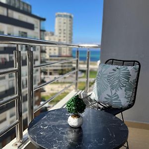 Appartement à 3 Chambres à Coucher