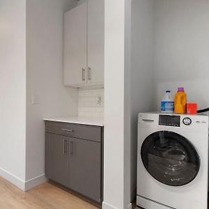 Appartement à 4 Chambres à Coucher