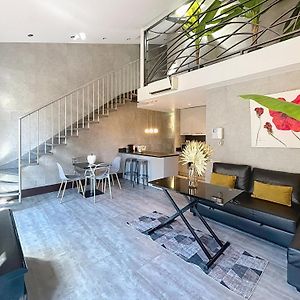 Appartement à 2 Chambres à Coucher