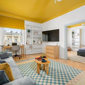 Appartement à 2 Chambres à Coucher