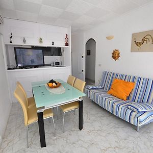 Appartement à 3 Chambres à Coucher