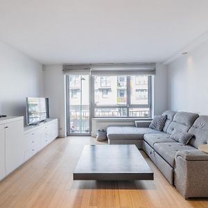 Appartement à 2 Chambres à Coucher