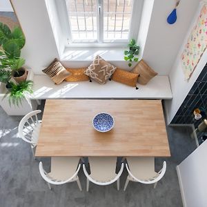 Appartement Luxe à 4 Chambres à Coucher
