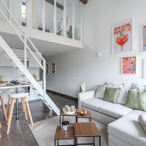 Appartement à 2 Chambres à Coucher