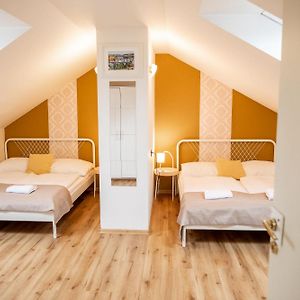 Appartement à 3 Chambres à Coucher