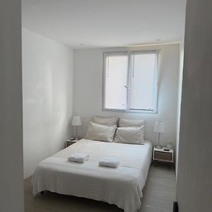 Location De Chambre Privee Dans Residence Securisee Privee,Parking Gratuit , 1 Minute Du Tramway, A 9 Minute Du Centre Ville, Accessible A Plusieurs Transports