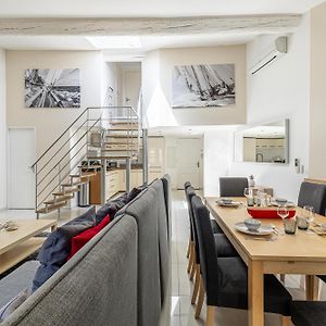 Appartement à 2 Chambres à Coucher