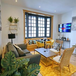 Pass The Keys Beautifully Restored 3 Bed Flat In City Centre