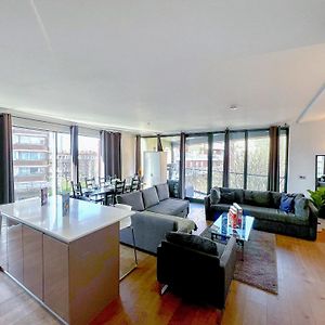 Appartement à 3 Chambres à Coucher
