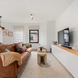 Appartement à 2 Chambres à Coucher