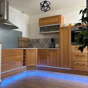 Appartement à 3 Chambres à Coucher