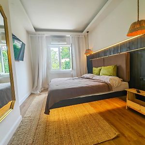 Appartement de Luxe à 1 Chambre à Coucher