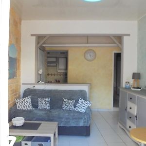 Appartement à 2 Chambres à Coucher