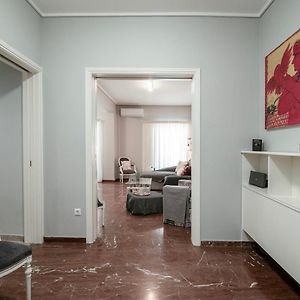 Appartement à 3 Chambres à Coucher