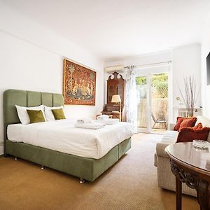 Appartement à 2 Chambres à Coucher