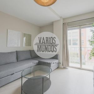 Appartement à 2 Chambres à Coucher