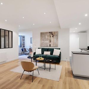 Appartement à 3 Chambres à Coucher