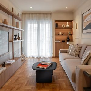 Appartement à 2 Chambres à Coucher