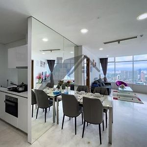 Appartement à 2 Chambres à Coucher