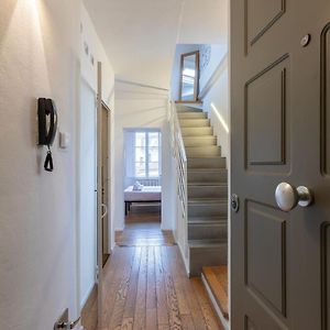 Appartement à 2 Chambres à Coucher