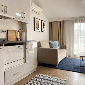 Sisli Of Apartment No 12