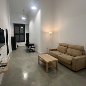 Luxury Apartment 2 A 5 Min De La Estacion De Bus Y Tren Maria Zambrano