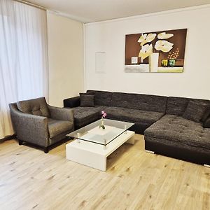 Appartement à 3 Chambres à Coucher