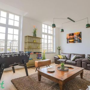 La Porte Verte, Superbe Triplex 16P