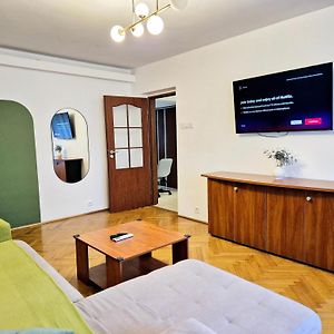 Appartement à 2 Chambres à Coucher