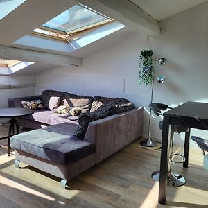 Appartement à 2 Chambres à Coucher