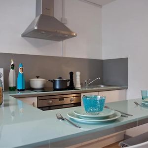 Appartement à 3 Chambres à Coucher